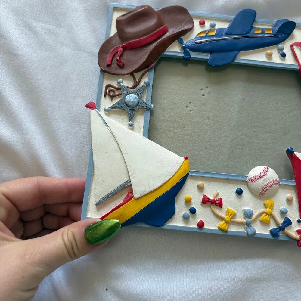 Vintage DesignWest Little Boys 3D Resin Picture Frame 3.5x5 Nursery Decor 1993